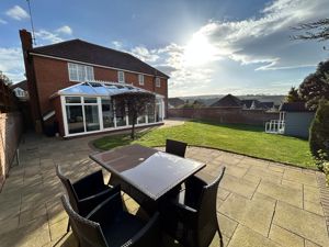 Photo 30- click for photo gallery